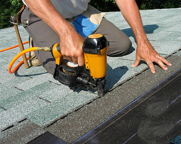 Quick and Trustworthy Emergency Roof Repair Services in Moundridge, KS