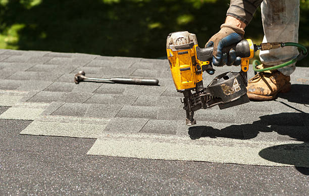 Best Affordable Roofing Company  in Moundridge, KS